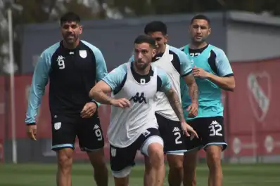Las dos bajas de Atlético Tucumán para visitar a Aldosivi: quiénes reemplazarán a Nicola y Ferreira
