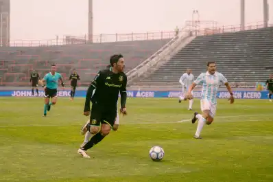 Atlético Tucumán sintió el desgaste, cayó ante Aldosivi y salió de los puestos de clasificación