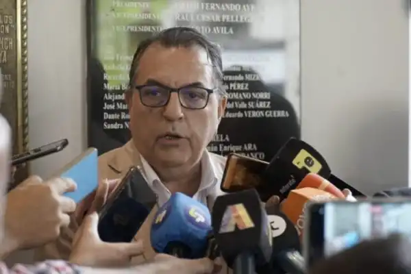 Taxistas de la capital marchan hoy para que se controle a las apps de transporte