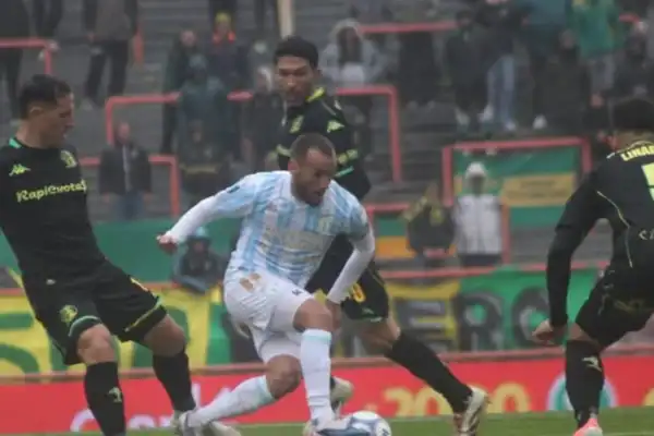 El costo de la seguidilla: a Atlético Tucumán le faltaron piernas, falló por las bandas y pagó caro en el Minella