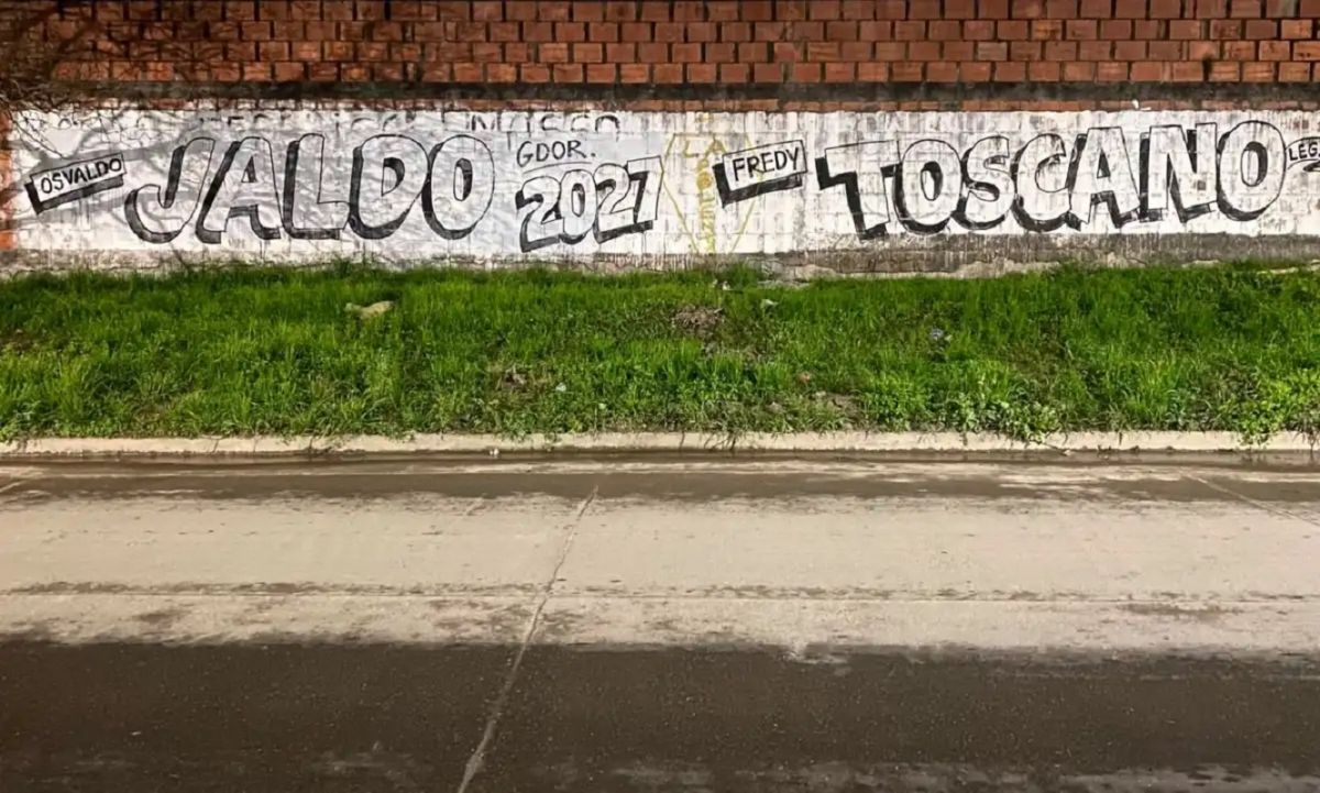 Volvieron las pintadas políticas a Tucumán: proponen multas de hasta $230.000 por cada acto de vandalismo