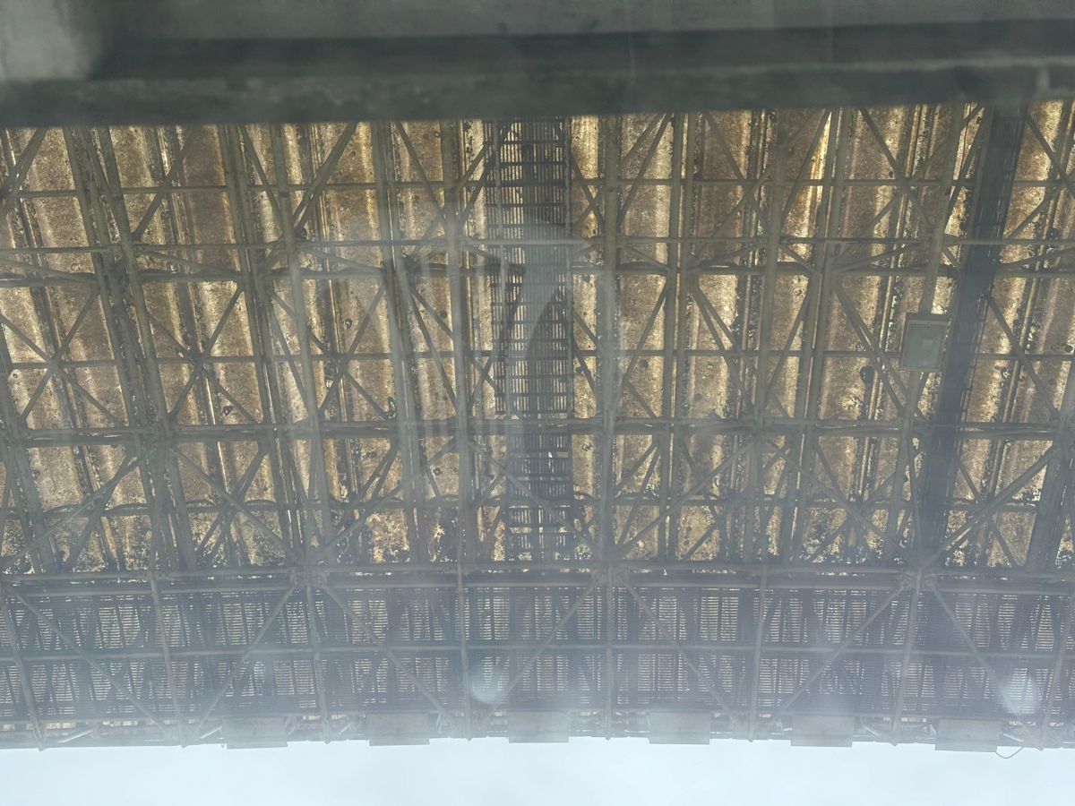 DESCUIDO. Todas las instalaciones del estadio denotan una alarmante falta de mantenimiento.