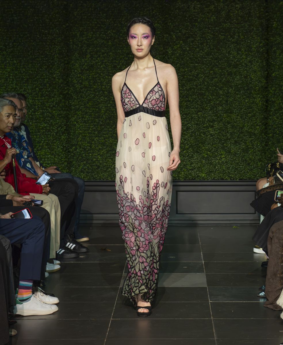 Frederick Anderson, el diseñador de New York Fashion Week que hace su crochet en Buenos Aires