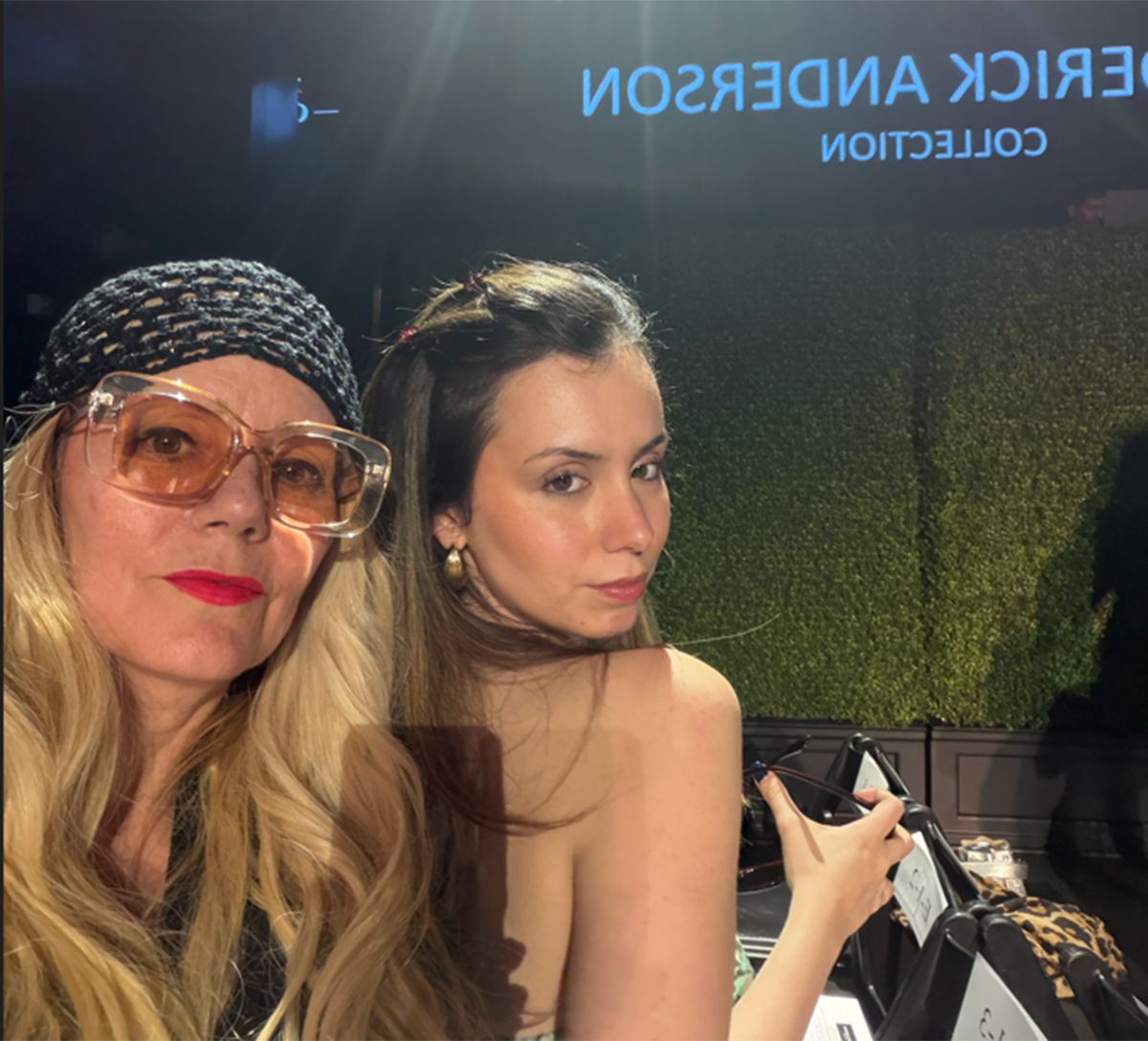 Frederick Anderson, el diseñador de New York Fashion Week que hace su crochet en Buenos Aires