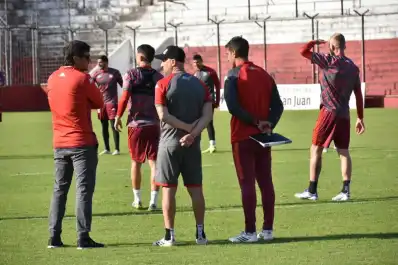 La CD de San Martín se pronunció ante el mal momento futbolístico: del armado del plantel al futuro de Orfila