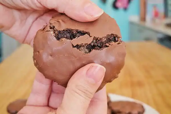 ¿Lentejas en un postre? La receta de Paulina Cocina para hacer cookies de chocolate saludables