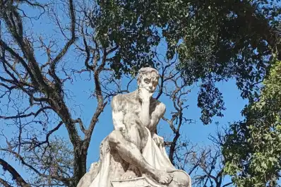 “Parábola”, la joya patrimonial que cada día se deteriora un poco más