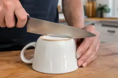 ¿Cómo afilar bien un cuchillo en casa si no tengo afilador?