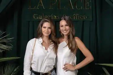 Pampita publicó una foto de la China Suárez por error y tuvo que borrarla rápidamente