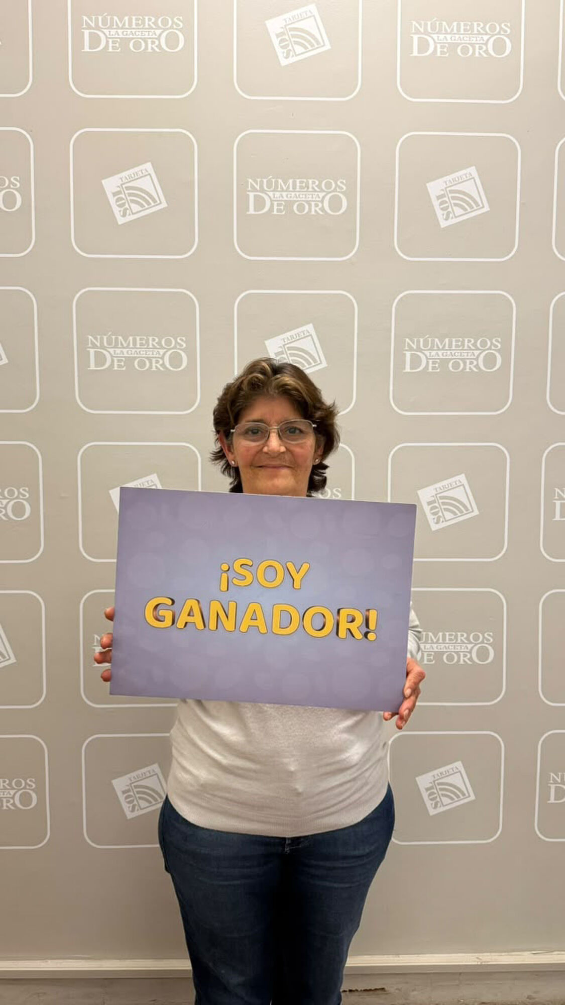 FELIZ. Margarita Figueroa tiene 71 años y se llevó parte del pozo.