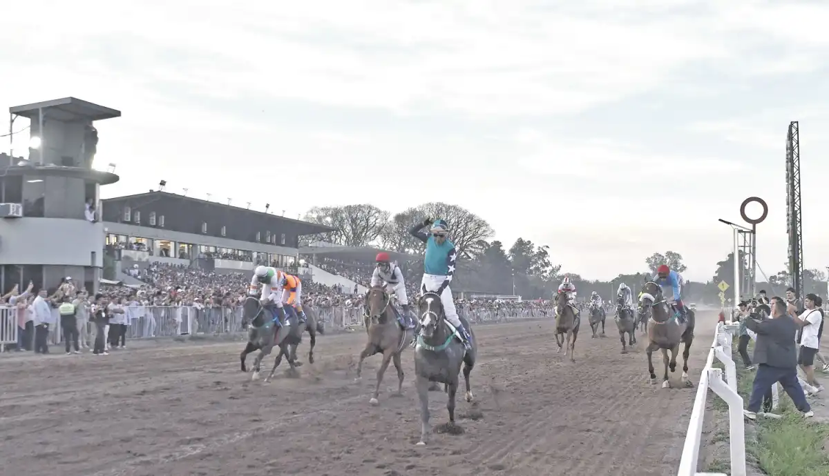 Las 10 mejores fotografías del Gran Premio Batalla de Tucumán