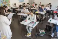 Italia endurece las reglas en las escuelas: qué cambia para los alumnos extranjeros