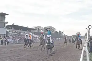Las 10 mejores fotografías del Gran Premio Batalla de Tucumán