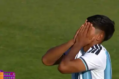 Con un penal errado por Olima, Argentina perdió contra Paraguay y se quedó con la medalla de plata en los Suramericanos
