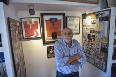 Llegó al rugby por sus amigos, se convirtió en un emblema de Los Tarcos e hizo historia con la Naranja