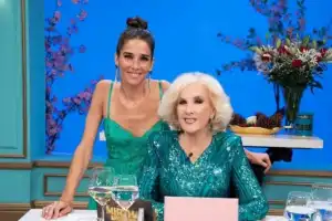 Juana Viale habló del estado de salud de Mirtha Legrand a una semana de su nueva internación