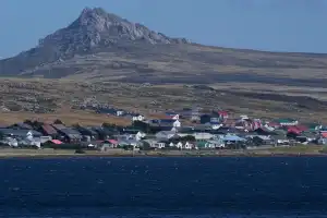 Tensión por las Malvinas: el Reino Unido advirtió que está preparado para defender las islas