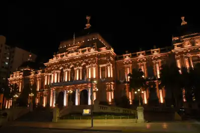 El Gobierno de Tucumán gestiona deuda por hasta $100.000 millones con banca privada