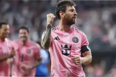 Piscina, 49 metros de canal y puro lujo: cómo es la millonaria mansión que Messi compró en Miami