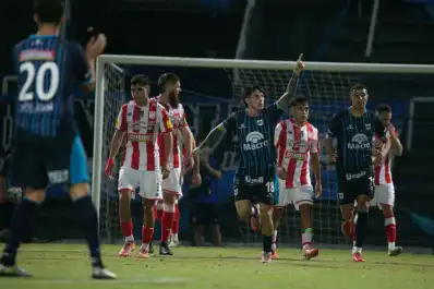 San Martín ganaba 2-0, pero Gimnasia de Jujuy se lo empató en una ráfaga