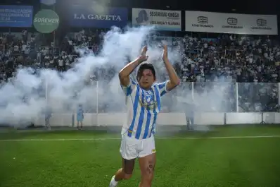 El Monumental despidió al “Pulga” Rodríguez en una noche histórica para Atlético Tucumán