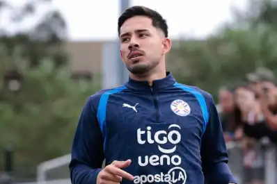 De Atlético Tucumán a la selección: Clever Ferreira debutó con Paraguay