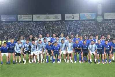 Más allá del “Pulga”: las leyendas de Atlético que se llevaron una ovación en el Monumental