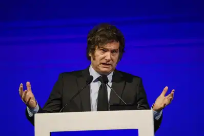 Milei rechazó que haya una recesión y aseguró que el consumo está “en máximos históricos”