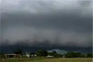Granizo, actividad eléctrica y lluvias abundantes: el SMN emitió la alerta amarilla por tormentas para 10 provincias