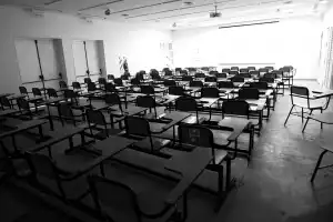 Docentes de la UNT paran por 72 horas en reclamo salarial