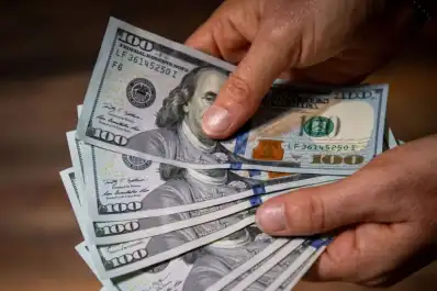 Cayeron los acciones y el riesgo país tocó un nuevo récord