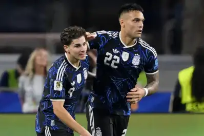 Con Julián y Lautaro juntos, el equipo que perfila Scaloni ante Bolivia y la pista sobre Mastantuono y Nico Paz