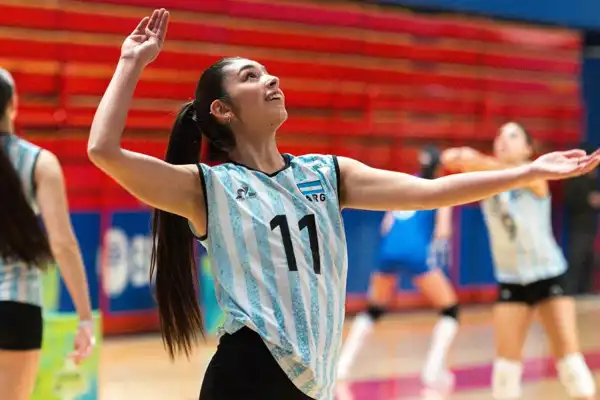 Tiene 17 años, dejó Tucumán para perseguir su sueño y ahora jugará el Sudamericano con Las Panteritas