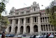 Juristas analizaron el fallo de la Corte que liberó la venta de tierras a extranjeros