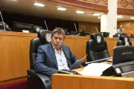 Quieren prohibir que deudores alimentarios tucumanos puedan entrar a la cancha