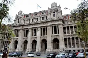 Juristas analizaron el fallo de la Corte que liberó la venta de tierras a extranjeros