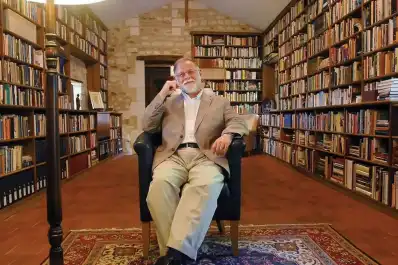 Otorgaron un prestigioso premio al escritor argentino Alberto Manguel