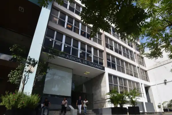 “Esto es una canallada”: el fiscal Enrique Rojas negó haber cobrado sobornos y dijo que quisieron extorsionarlo