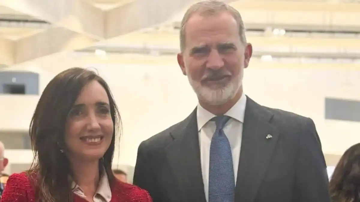 Villarruel participa en Madrid de un foro sobre inteligencia artificial y desinformación