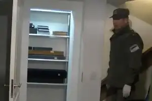 Caso Cuadernos: la bóveda blindada de Cristina Kirchner y los objetos de valor que encontró Gendarmería