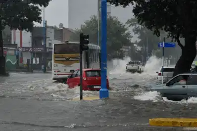 Vivir con temor por las lluvias: los planes de la Capital frente al “Súper Niño”