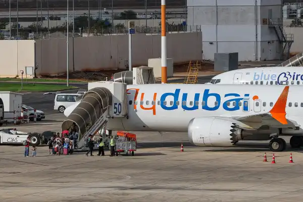 El vuelo de FlyDubai y las historias dos veces contadas