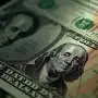 Dólar hoy: el oficial cerró sin cambios en el Banco Nación y el blue retrocedió $5