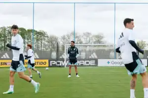 Con Messi ya en Rosario, la Selección recibe a Burkina Faso y Scaloni volverá a probar variantes