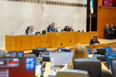 Monitoreo post legislativo: el PJ clausuró la opción de insistir un veto