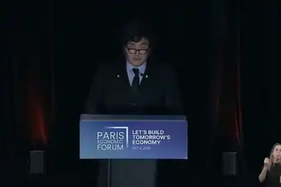 Javier Milei, en Francia: Si logramos la reelección el riesgo país se va a desplomar
