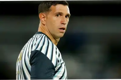 ¿Quién heredará la 10 de Messi? El comentario del Dibu Martínez que revolucionó a los hinchas