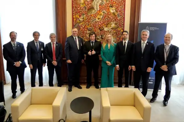 Argentina Week en París: el gobierno de Milei anunció inversiones por U$S 27.000 millones