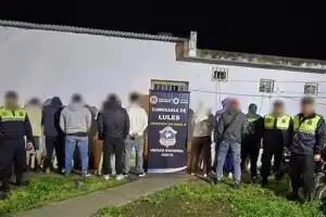 Megaoperativo policial en Lules: demoraron a 14 personas y retuvieron 10 motos