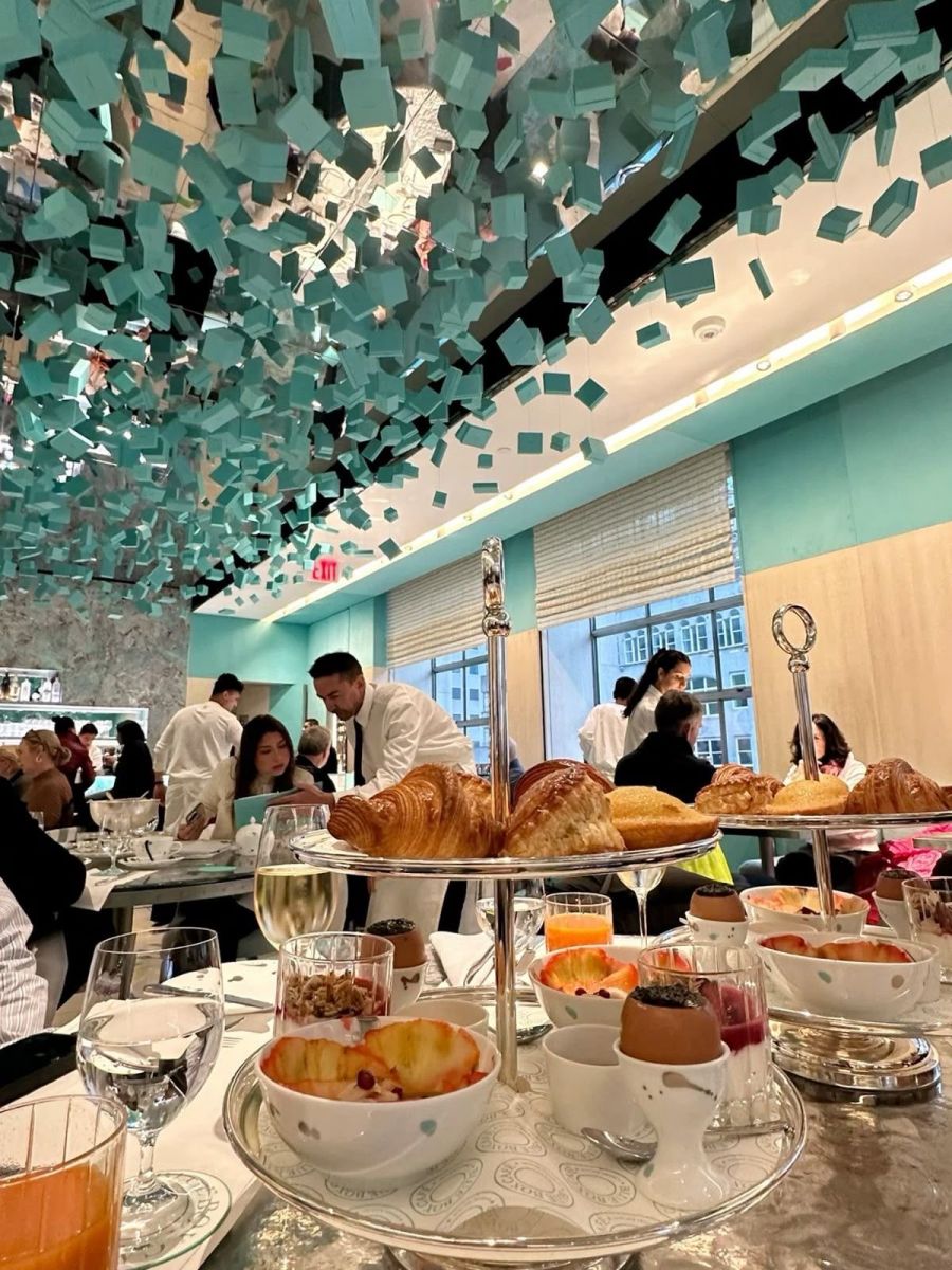 Ralph Lauren, Dior y Louis Vuitton: el boom de los cafés de lujo
